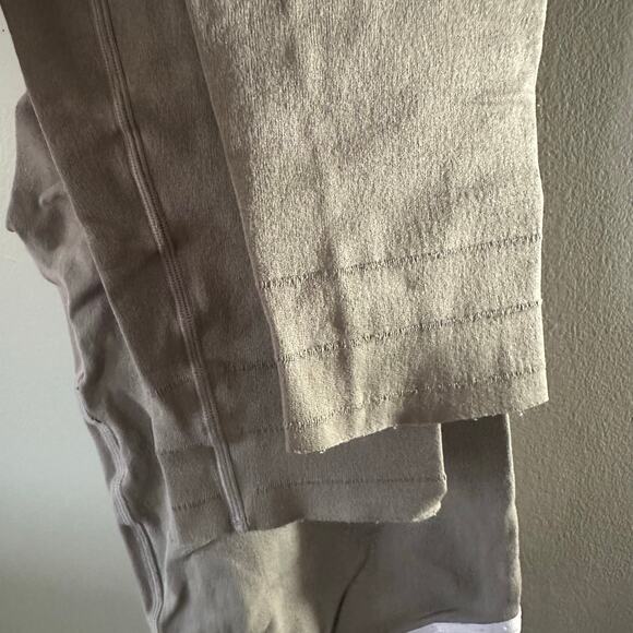 Fabletics Riley Sculpt Knit Cut Our Bra and High Waisted Cut Out Leggings Sz 1X - Picture 9 of 10